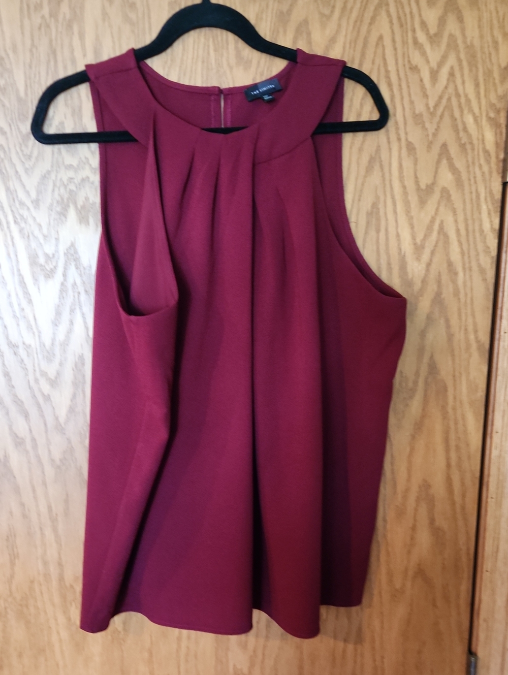 The Limited Sleeveless Pleated Shell Top - Burgundy Side Xxl Tall